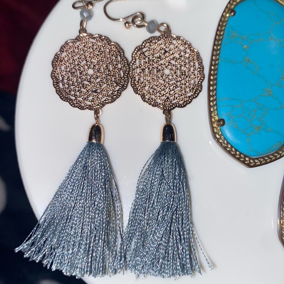 ✨Torquoise Earring Set ✨ - Picture 5 of 5